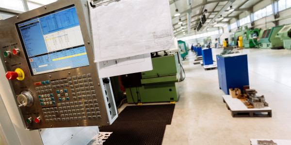 Torneros, Mecanizados, Matriceros, Control Numérico Vilaller · Programación de tornos CNC para fabricar piezas en serie