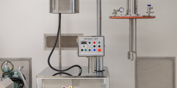 Tuberos · Instalación / Mantenimiento Tuberías Industriales Vilaller · Montaje de tuberías para transportar líquidos, gases o productos químicos